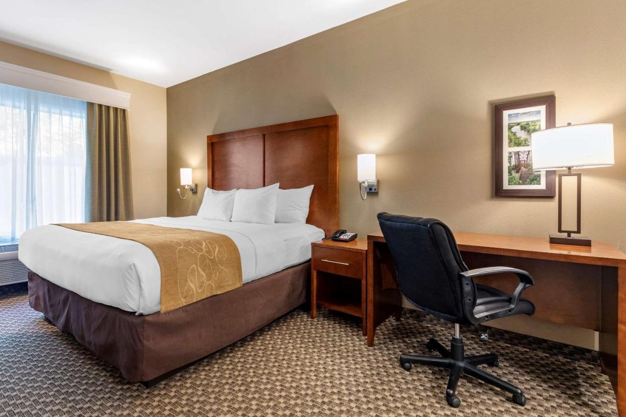 Comfort Suites Лъфкин Екстериор снимка