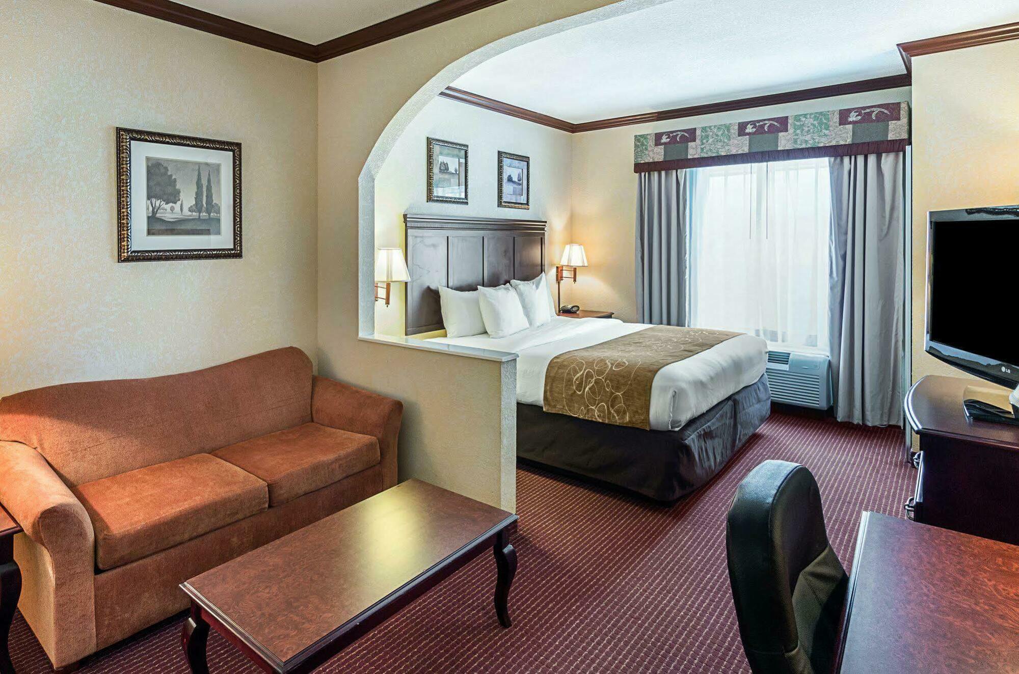 Comfort Suites Лъфкин Екстериор снимка