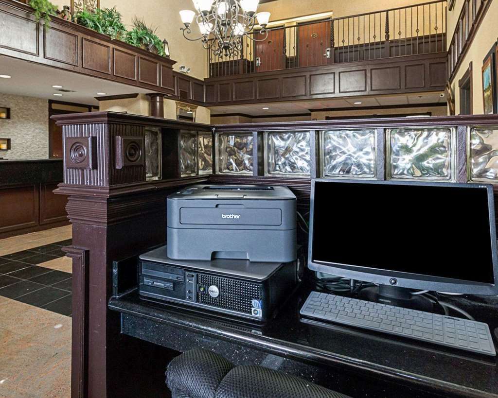 Comfort Suites Лъфкин Съоръжения снимка